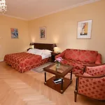Castle Grof Degenfeld Hotell Tarcal