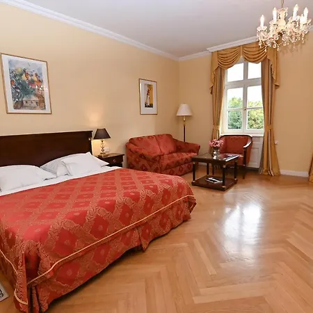 호텔 Castle Grof Degenfeld 4*