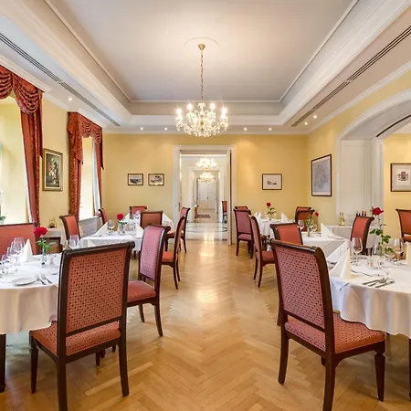 Otel Castle Grof Degenfeld