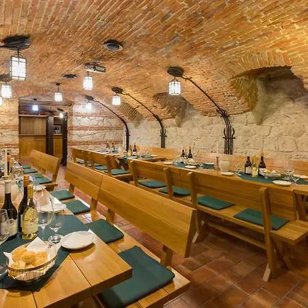 Hotell Castle Grof Degenfeld Tarcal