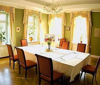 Castle Grof Degenfeld Superior Hotel