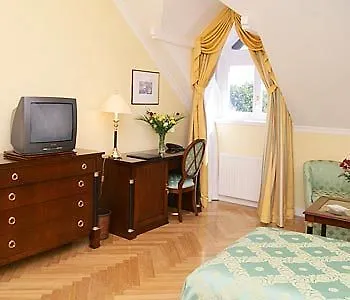 Hotel Castle Grof Degenfeld Superior 4*