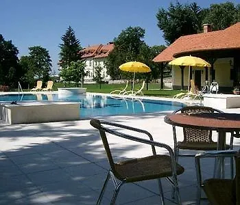Hotel Castle Grof Degenfeld Superior Tarcal