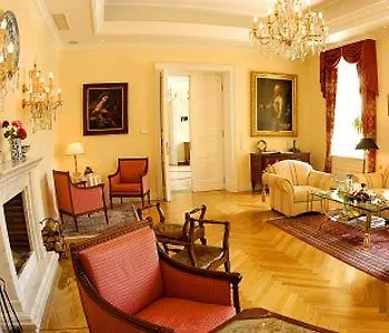 Castle Grof Degenfeld Superior 4* Tarcal