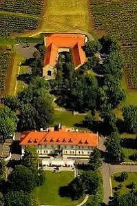 Castle Grof Degenfeld 호텔 타칼