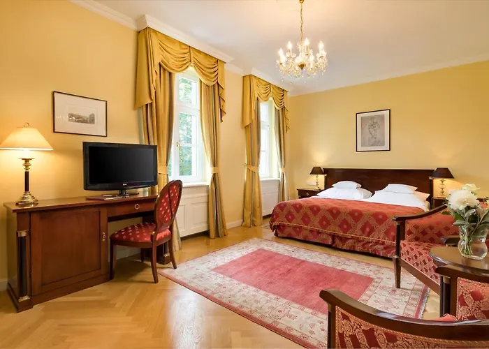 Castle Grof Degenfeld Superior Hotel