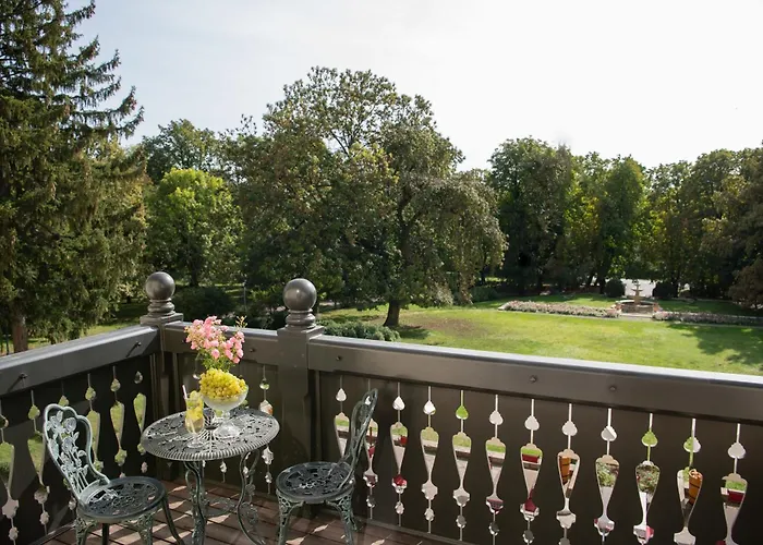 Castle Grof Degenfeld Superior Hotel