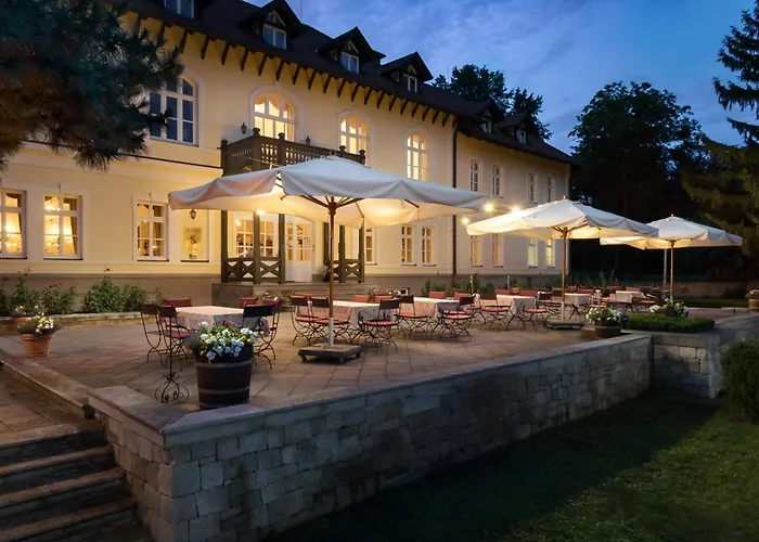 酒店 Castle Grof Degenfeld Superior 陶尔查