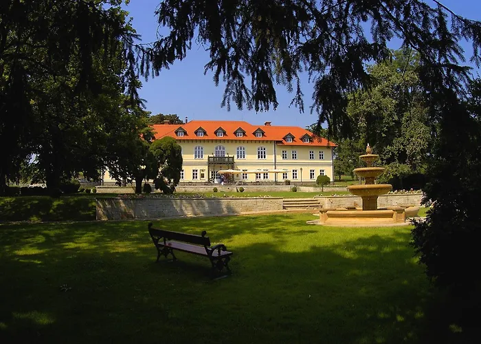 Castle Grof Degenfeld Superior 4*