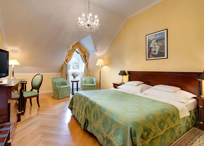 Castle Grof Degenfeld Superior Hotel 4*