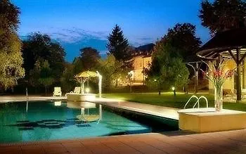 Castle Grof Degenfeld Superior 4* 陶尔查